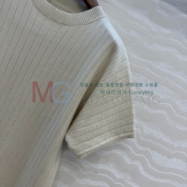 ���� �η�**�� ���� Ƽ���� LP345777-4