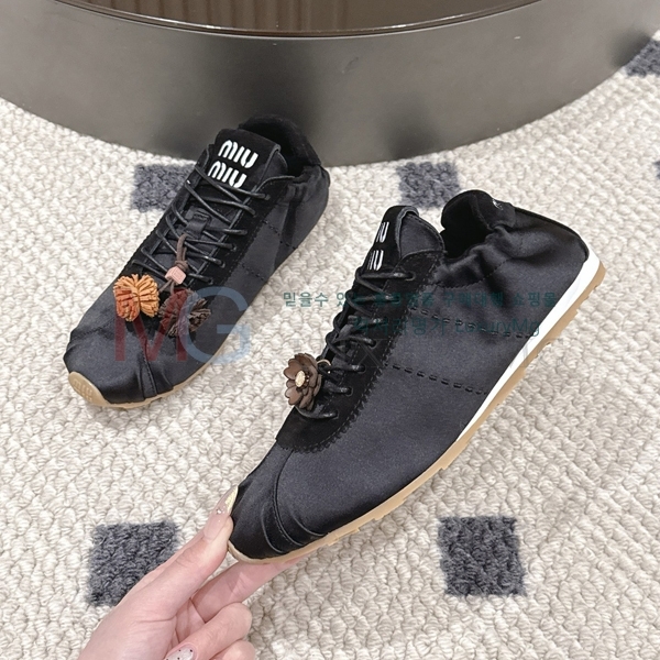 ���� �̿�̿� ����Ŀ�� MI528193-1