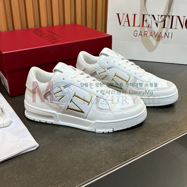 ���� �߷�Ƽ�� ����Ŀ�� VA558043