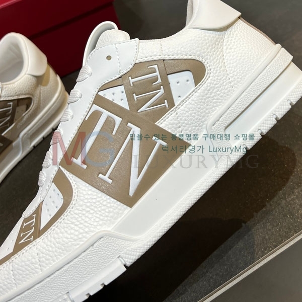 ���� �߷�Ƽ�� ����Ŀ�� VA558043-3