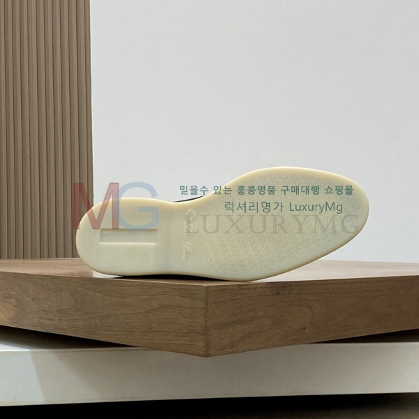 ���� �η�**�� ĳ�־� ���� 3LP580114-6