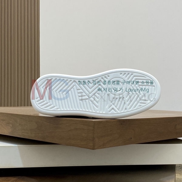 ���� ���ڷ� ��ġ�ڸ� ����Ŀ�� BC277500-3