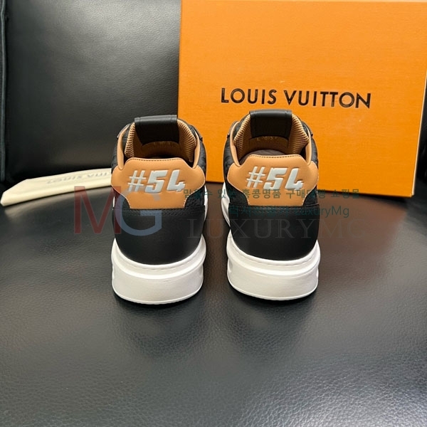 ����  ����*�� ����Ŀ�� LV76603-4