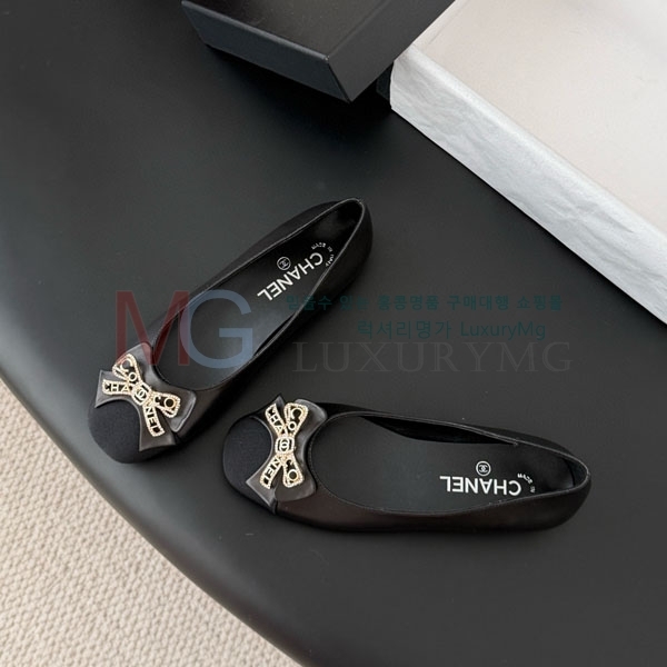 ���� ��*  �÷����� A7116602-1