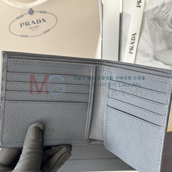 ����� ������ 2M0513-308