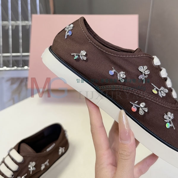 ���� �̿�̿� ����Ŀ�� 2M559044-1