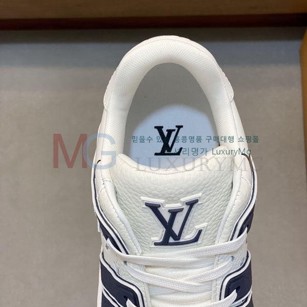 ���� ���̺��� ����Ŀ�� LV452220-3