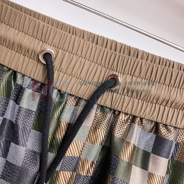 ���� ���̺��� �ݹ��� 4123855-9