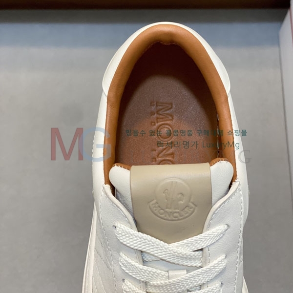 ���� ��**�� ����Ŀ�� MO699032-2