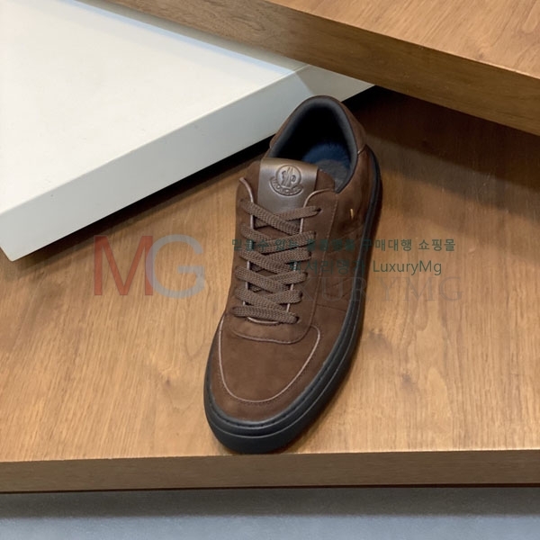 ���� ��**�� ����Ŀ�� MO699032-4