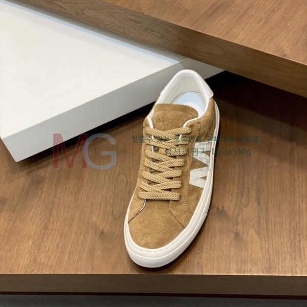 ���� ��**�� ����Ŀ�� MO699033-4