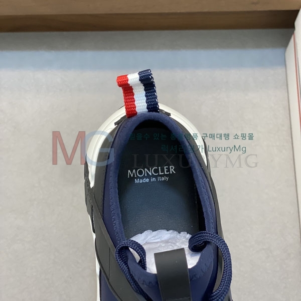 ���� ��**�� ����Ŀ�� MO644206-4