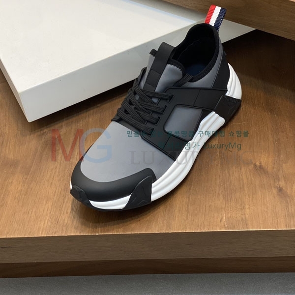 ���� ��**�� ����Ŀ�� MO644206-5