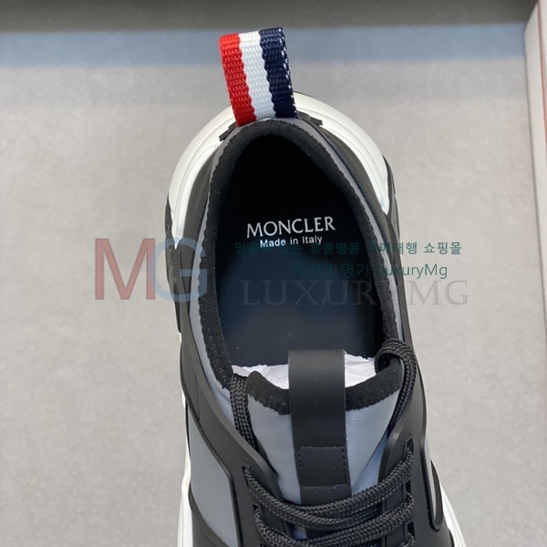 ���� ��**�� ����Ŀ�� MO644206-5