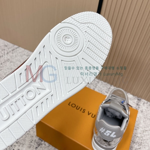 �������� ����*�� ����Ŀ�� LV7226066-3