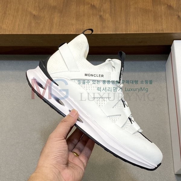 ���� ��**�� ����Ŀ�� MO226033-4