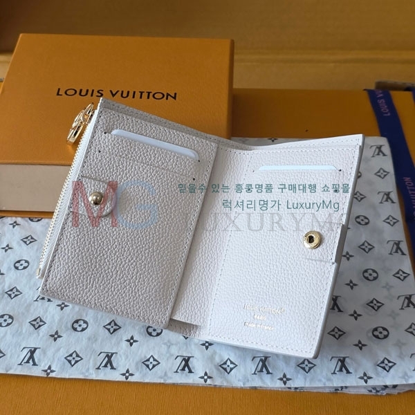 ���̺��� Ŭ���� ���� M27742-2