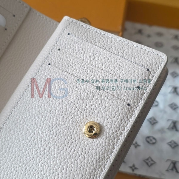 ���̺��� Ŭ���� ���� M28275-2