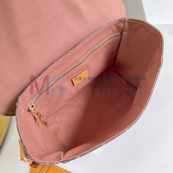 ���̺��� ũ�������� �޽��� M28115-1