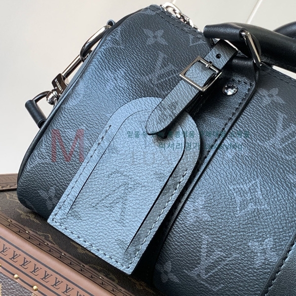 ���̺��� Ű�� �ݵѸ��� 25 M46271