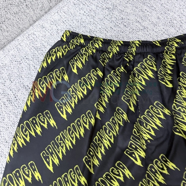 ���� �߷��þư� �ݹ��� 2343526