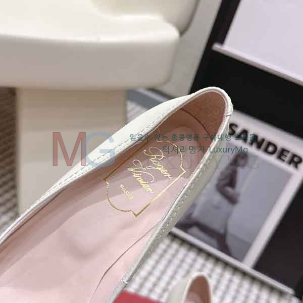 ������� ������ ������ 1R800652