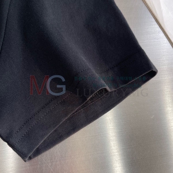 ���� ũ������ ����Ƽ 2343504-3