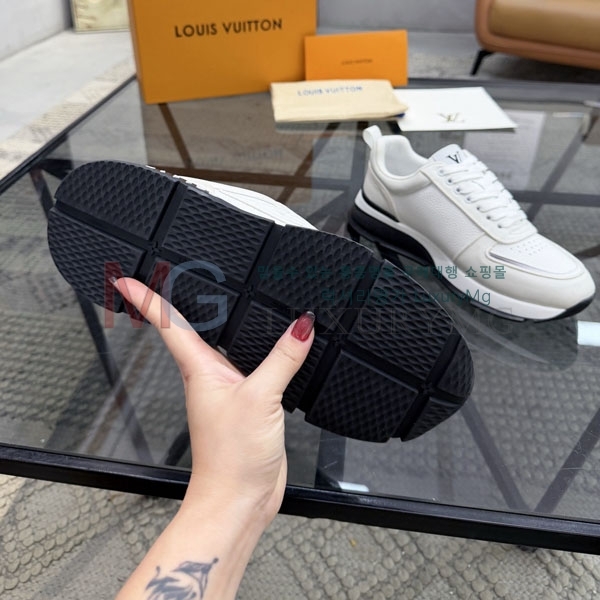 ���� ���̺��� ����Ŀ�� LV422541-1