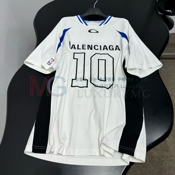 �������� �߷��þư� ���� Ƽ���� BL63404-9