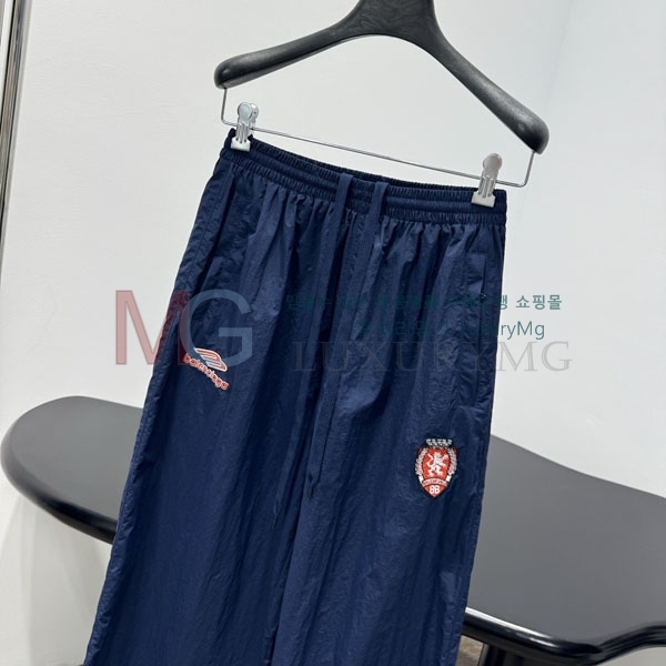 �������� �߷��þư� ���� BA7345022-4