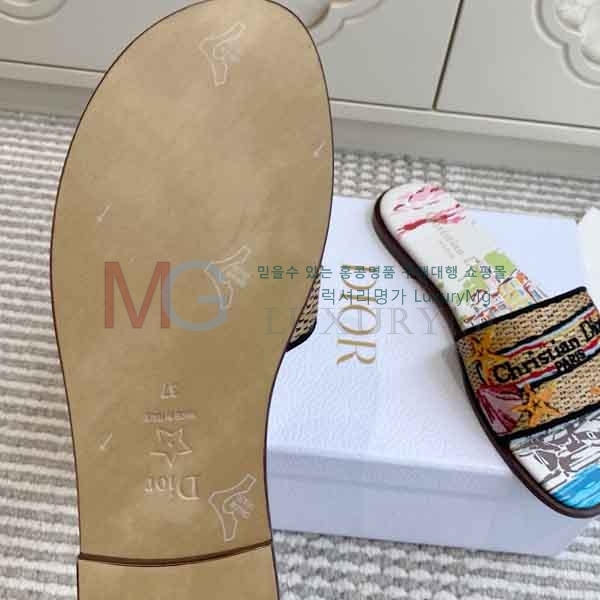 ��� ���� DR5702241-4