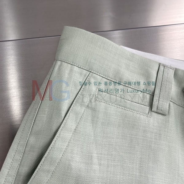 ���� ���ڷ� ��ġ�ڸ� �ݹ��� 2343532-2