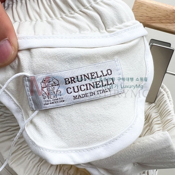 ���� ���ڷ� ��ġ�ڸ� �ݹ��� 2343533