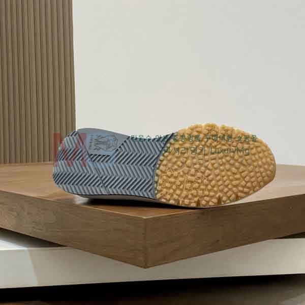 ���� ���ڷ� ��ġ�ڸ� ����Ŀ�� BC276666-11