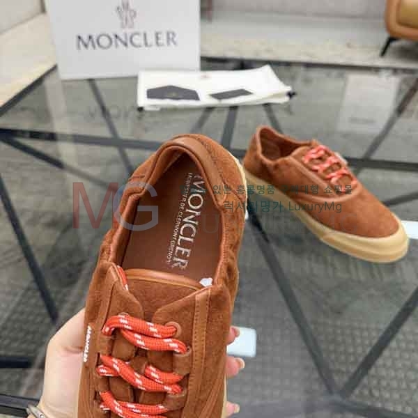 ���� ��**�� ����Ŀ�� M52280-5