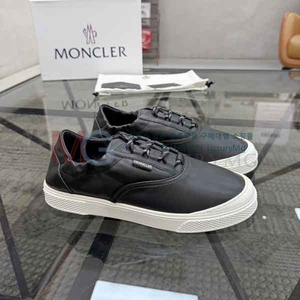 ���� ��**�� ����Ŀ�� M52280-4