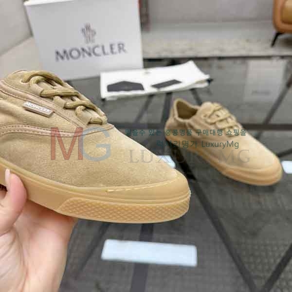 ���� ��**�� ����Ŀ�� M52280-1