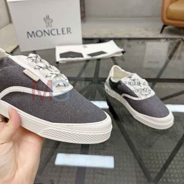 ���� ��**�� ����Ŀ�� M52280-2