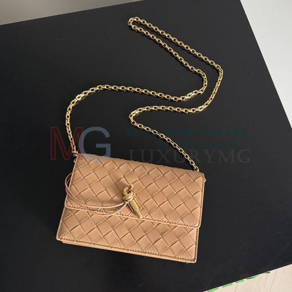 ���װ�����Ÿ �ȵ�Ƹ� ���� �� ü�� 844107-3