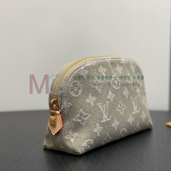 ���̺��� �ڽ���ƽ �Ŀ�ġ M28050-2