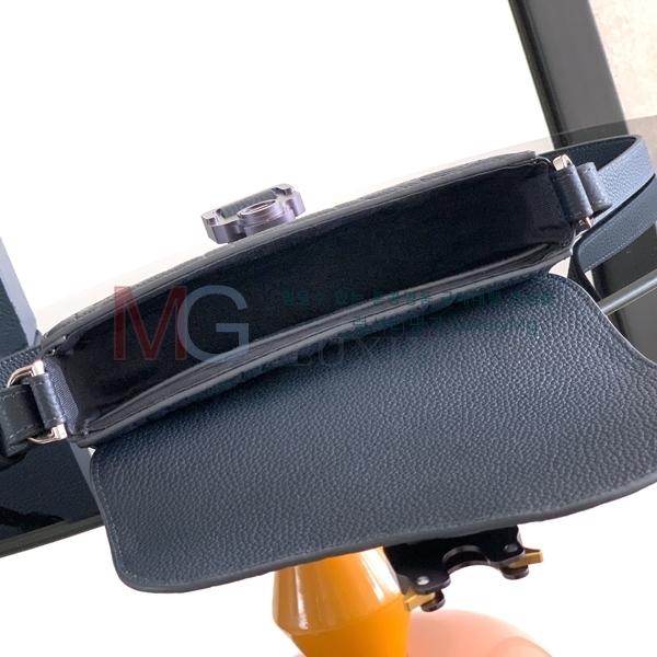 ��� �޽��� ũ�ν��� 2ADCA435YKK-20