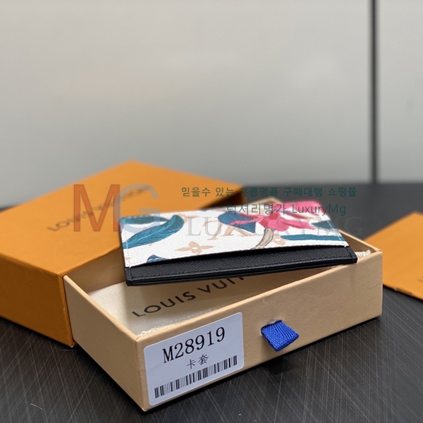 ���̺��� ī�� Ȧ�� M28919-1