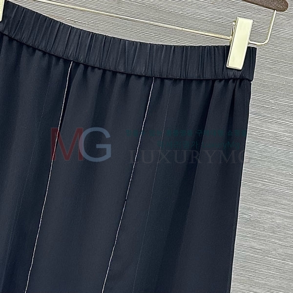 ���� ���ڷ� ��ġ�ڸ� ��ĿƮ BC346037-9