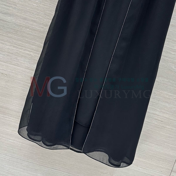 ���� ���ڷ� ��ġ�ڸ� ��ĿƮ BC346037-9