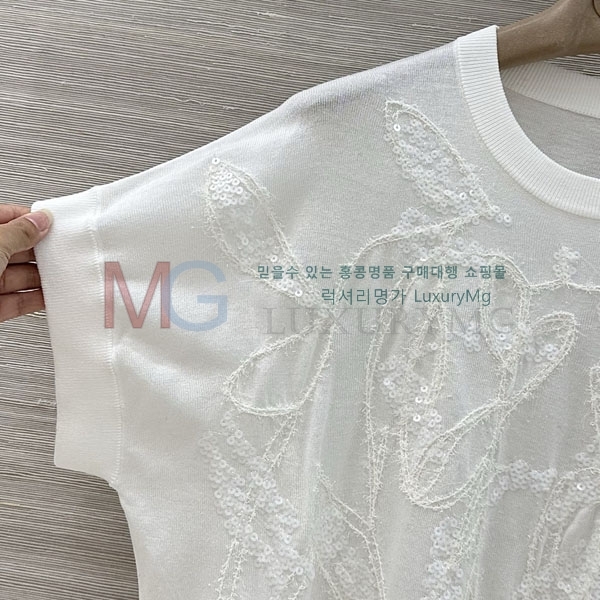 ���� ���ڷ� ��ġ�ڸ� ���� Ƽ���� BC15634502-8