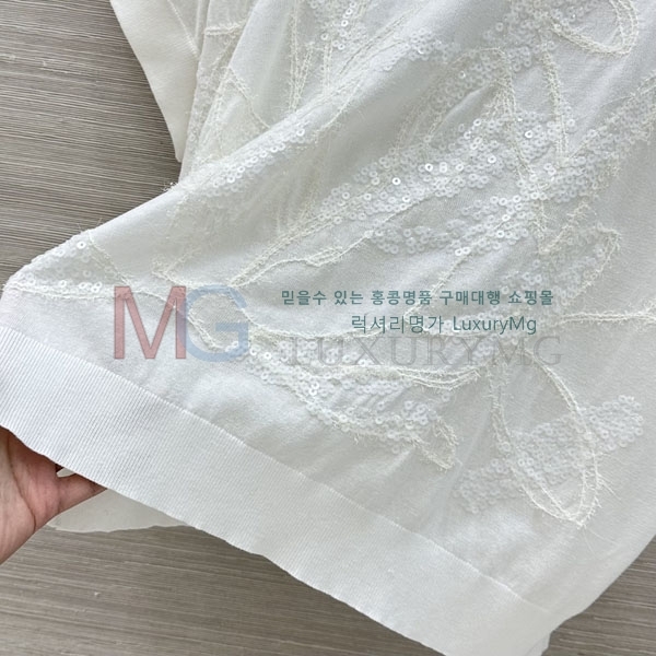 ���� ���ڷ� ��ġ�ڸ� ���� Ƽ���� BC15634502-8