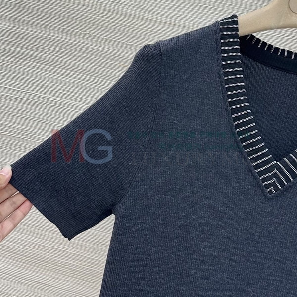 ���� ���ڷ� ��ġ�ڸ� ���� Ƽ���� BC2350623-3
