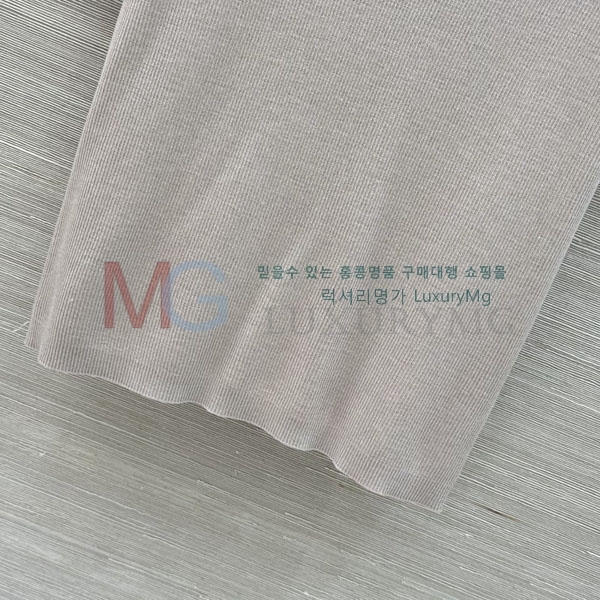 ���� ���ڷ� ��ġ�ڸ� ���� Ƽ���� BC2350623-4