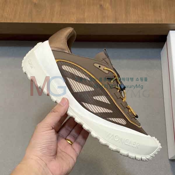 ���� ��**�� ����Ŀ�� M8887054-1