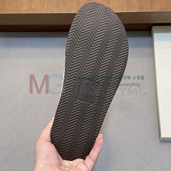 ���� ���ڷ� ��ġ�ڸ� ������ B77806611-1